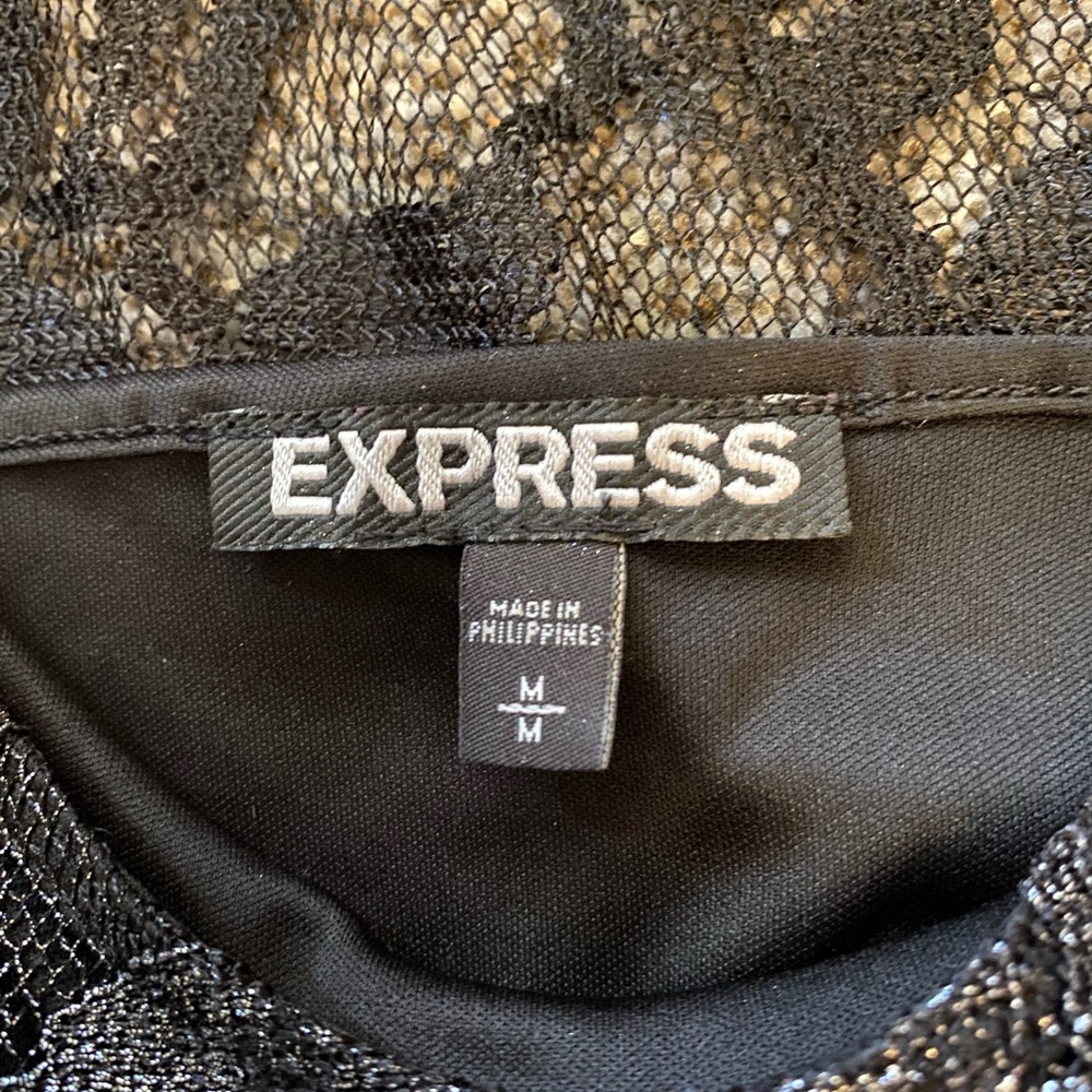Express LBD - Picture 4 of 4